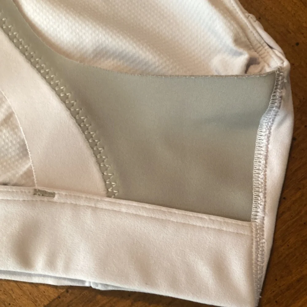 ATHLETA Sports Bra - Womens Small (A-C cup)